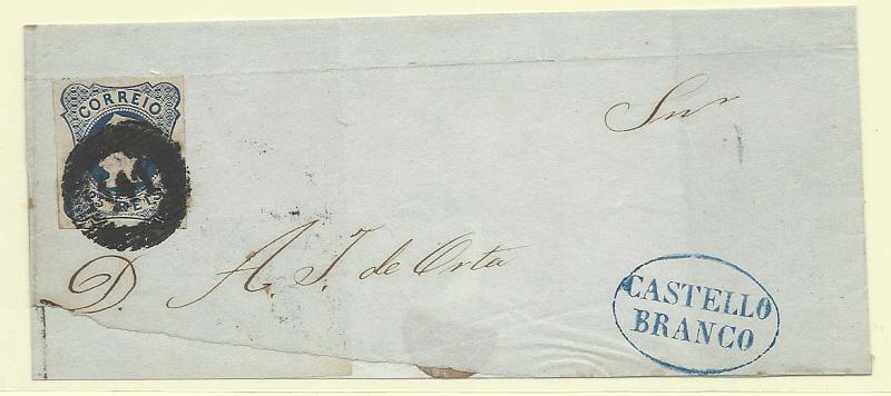 0092.jpg -     Lote:    92            Portugal       Descrição:         1853 &mdash; D. Maria II. CE2, 25 reis azul escuro, cunho II em fragmento de capa de carta circulada de Castelo Branco para Lisboa (16.12.54). Carimbo nominativo de CASTELLO BRANCO batido a azul.        Carta       Valor Base:     &euro; 12,00     Valor Venda:     &euro; 14,00       
