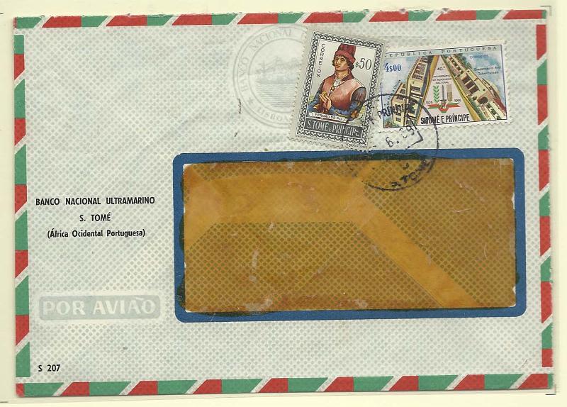 0300.jpg -     Lote:    300            São Tomé e Príncipe       Descrição:         1952/66 &mdash; Navegadores + 40.º Aniversário da revolução Nacional. Sobrescrito circulado de S. Tomé (??.06.69) com selos de $50 CE355 e 1$00 CE388.        Carta       Valor Base:     &euro; 5,00     Valor Venda:     Retirado     