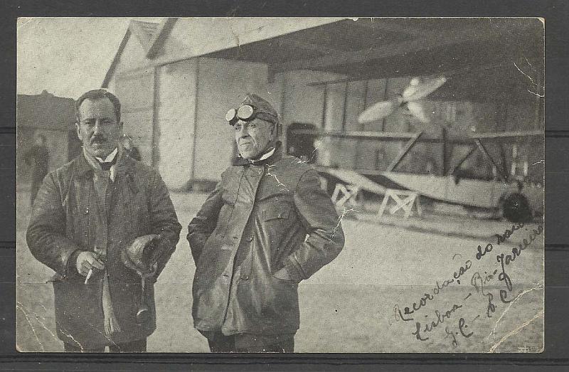 0522.jpg -     Lote:    522                   Descrição:         Gago Coutinho e Sacadura Cabral. Recordação do raid Lisboa &mdash; Rio de Janeiro. Edição de Lobos, Ferreira, Monteiro, Ld.ª.        PI       Valor Base:     &euro; 20,00     Valor Venda:     &euro; 28,00       