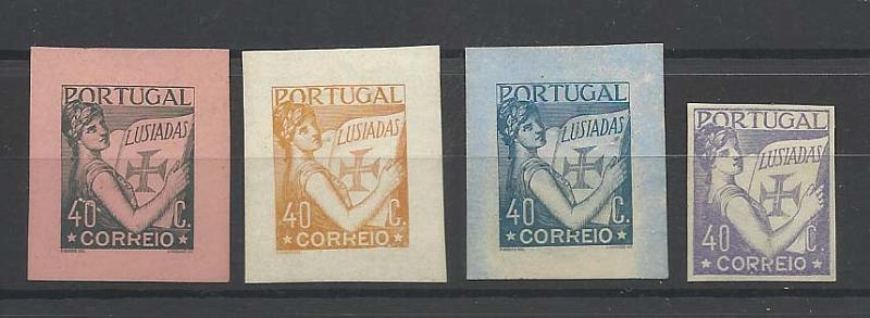 0697.jpg -     Lote:    697            Portugal       Descrição:         1931 &mdash; Lusíadas. Lote com 4 provas não denteadas, 3 em papel porcelana e uma em papel liso, com o valor de 40c, nas cores verde escuro s/ salmão, laranja s/ branco, azul s/ azul claro e violeta.        PRV       Valor Base:     &euro; 25,00     Valor Venda:     &euro; 34,00       