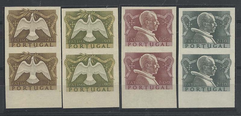 0703.jpg -     Lote:    703            Portugal       Descrição:         1951 &mdash; Encerramento do Ano Santo. CE733/736. Série completa em pares verticais de provas nas cores finais, não denteadas, não gomadas. B e R.        PRV       Valor Base:     &euro; 40,00     Valor Venda:     &euro; 40,00       