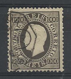 0930.jpg -     Lote:    930            Portugal       Descrição:         1884 &mdash; D. Luís I. Fita direita. CE67, 1000 reis preto, denteado 12 &frac12;. Valor de catálogo &euro; 185,00.        O       Valor Base:     &euro; 15,00     Valor Venda:     &euro; 24,00       
