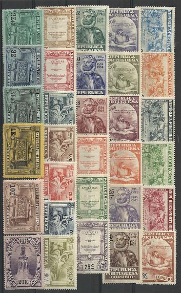 1000.jpg -     Lote:    1000            Portugal       Descrição:         1924 &mdash; 4.º Centenário do Nascimento de Luís de Camões. CE299/329. Série completa. Valor de catálogo &euro; 100,00.        **       Valor Base:     &euro; 15,00     Valor Venda:     &euro; 30,00       