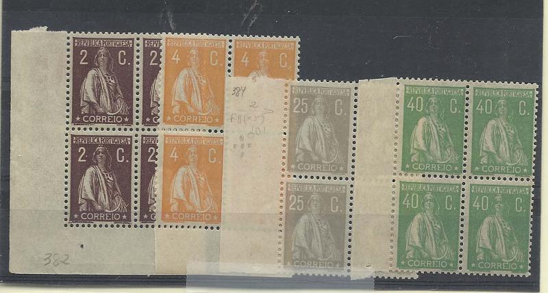 1009.jpg -     Lote:    1009            Portugal       Descrição:         1926 &mdash; Ceres. CE382/85. Série completa em quadras. Valor de catálogo &euro; 81,60.        ***       Valor Base:     &euro; 12,00     Valor Venda:     &euro; 22,00       