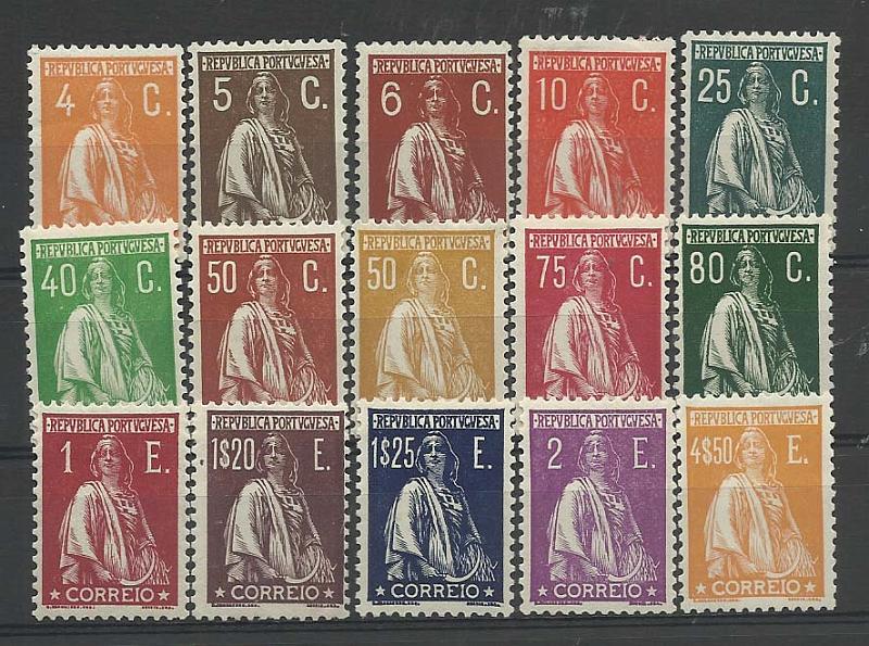 1024.jpg -     Lote:    1024            Portugal       Descrição:         1930 &mdash; Ceres. Gravura retocada. CE495/512. Série completa. Valor de catálogo &euro; 166,00.        **       Valor Base:     &euro; 18,00     Valor Venda:     &euro; 38,00       