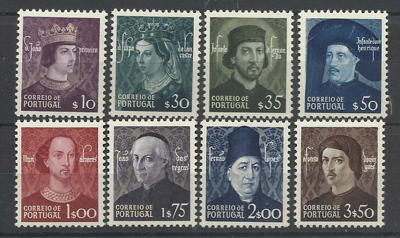 1054.jpg -     Lote:    1054            Portugal       Descrição:         1949 &mdash; Dinastia de Avis. CE705/12. Série completa retirada do bloco. Valor de catálogo &euro; 90,00.        ***       Valor Base:     &euro; 20,00     Valor Venda:     &euro; 20,00       