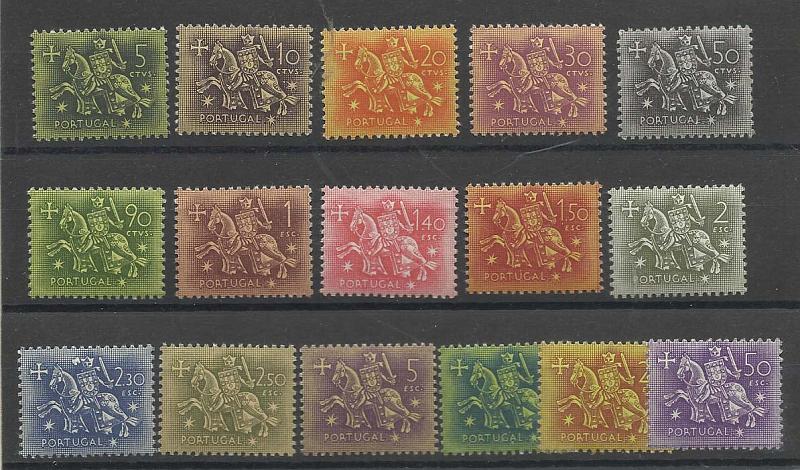 1074.jpg -     Lote:    1074            Portugal       Descrição:         1953 &mdash; Cavaleiro Medieval. CE763/77. Série completa. Valor de catálogo &euro; 205,00.        ***       Valor Base:     &euro; 20,00     Valor Venda:     &euro; 26,00       