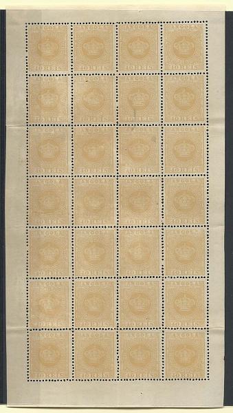 1141.jpg -     Lote:    1141            Angola       Descrição:         1881/85 &mdash; Tipo Coroa. Novas cores. CE13, 40 reis amarelo ocre, denteado 12 &frac12;. Folha completa de 28 selos. Valor de catálogo &euro; 504,00.        *       Valor Base:     &euro; 25,00     Valor Venda:     &euro; 25,00       