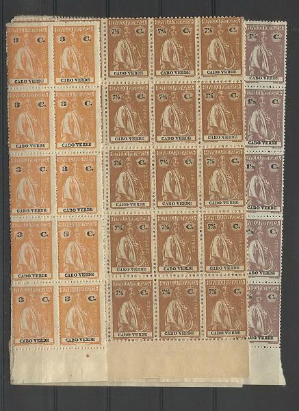 1179.jpg -     Lote:    1179            Cabo Verde       Descrição:         1914/22 &mdash; Ceres. Lote composto por: Blocos de 25 selos &frac14; c denteado 15x14, de &frac12; c denteado 12x11 &frac12;, de 1 &frac12; c 15x14 e 7 &frac12; c 12x11 &frac12; + bloco de 20 selos de 2 &frac12; 15x14 + bloco de 3c, denteado 15x14. CE137, 138, 140, 142, 144 e 171.        ***/*       Valor Base:     &euro; 40,00     Valor Venda:     &euro; 40,00       