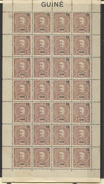 1186.jpg -     Lote:    1186            Guiné       Descrição:         1898 &mdash; D. Carlos I, tipo Mouchon. CE50, 15 reis castanho. Folha completa de 28 selos. Valor de catálogo &euro;190,40.        *       Valor Base:     &euro; 25,00     Valor Venda:     &euro; 26,00       