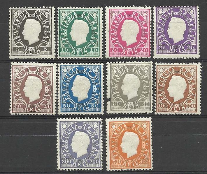 1224.jpg -     Lote:    1224            Macau       Descrição:         1887 &mdash; D. Luís I. Fita direita. CE32/41. Série completa em denteado 12 &frac12;. Selos de 80 reis com ligeiro defeito. Valor de catálogo &euro; 326,00.        **       Valor Base:     &euro; 120,00     Valor Venda:     &euro; 150,00       