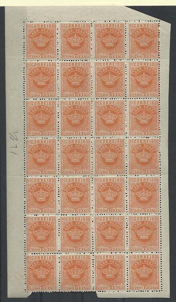 1276.jpg -     Lote:    1276            Moçambique       Descrição:         1877 &mdash; Tipo Coroa. CE8, 200 reis laranja, denteado 12 &frac12;. Folha completa de 28 selos. Valor de catálogo &euro; 218,40.        *       Valor Base:     &euro; 15,00     Valor Venda:     Retirado     