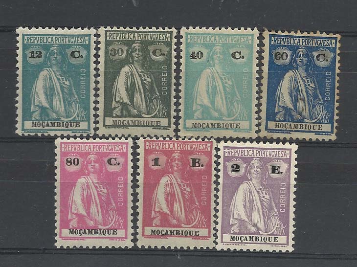 1290.jpg -     Lote:    1290            Moçambique       Descrição:         1922 &mdash; Ceres. Novas cores. CE240/246. Série completa. Valor de catálogo &euro; 15,80.        **       Valor Base:     &euro; 3,00     Valor Venda:     &euro; 12,00       