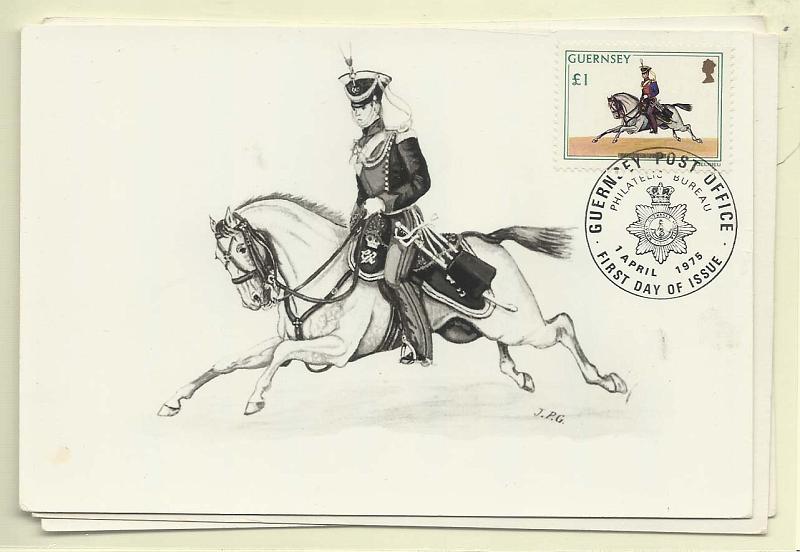 1913.jpg -     Lote:    1913      Lotes pelo Correio              Descrição:      Guernsey.   Uniformes Militares. Lote de 3 postais ilustrados concordantes com os selos. Obliterados com carimbo de 1.º dia de circulação de Guernsey (01.04.1975).        PM       Valor Base:     &euro; 10,00     Valor Venda:     Retirado     