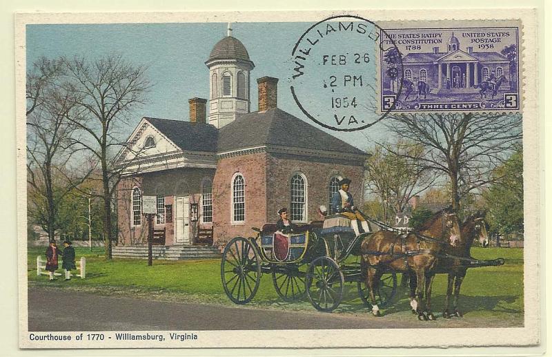 1921.jpg -     Lote:    1921      Lotes pelo Correio              Descrição:         EUA * 150 Anos da Ratificação da Constituição / Old Court House. Postal ilustrado concordante com selo de 3c SC835 com marca de dia de Williamsburg (26.02.54).        PM       Valor Base:     &euro; 5,00     Valor Venda:     Retirado     