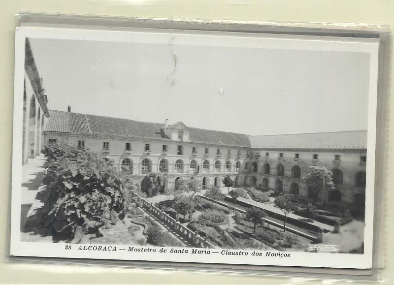 1930.jpg -     Lote:    1930      Lotes pelo Correio              Descrição:         Portugal * Alcobaça, Sameiro, Braga, Porto (2). Lote de 5 postais ilustrados fotográficos novos. Lotes a ver.        PI       Valor Base:     &euro; 10,00     Valor Venda:     Retirado     