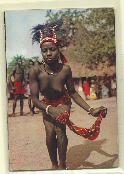 1988.jpg -     Lote:    1988      Lotes pelo Correio              Descrição:         Angola. Motivos africanos. Lote com 7 postais coloridos.        PI       Valor Base:     &euro; 5,00     Valor Venda:     &euro; 14,00       
