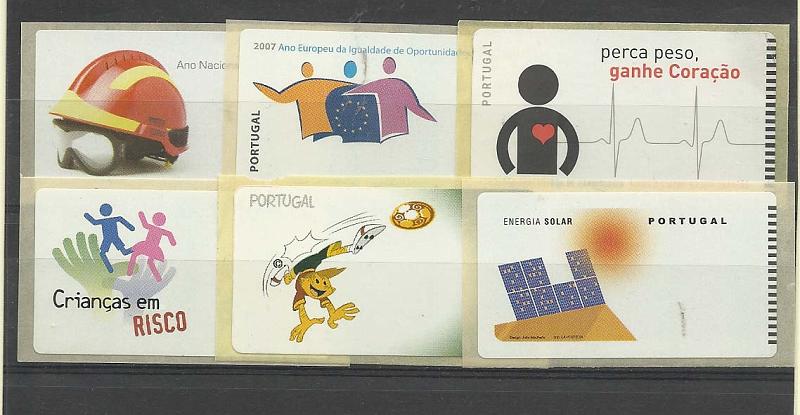 2026.jpg -     Lote:    2026      Lotes pelo Correio       Portugal        Descrição:         2004/2008 &mdash; Lote composto por 6 etiquetas sem impressão do valor: CE ETQ27, ETQ31, ETQ35, ETQ39, ETQ43 e ETQ41.        ETQ       Valor Base:     &euro; 5,00     Valor Venda:     Retirado     