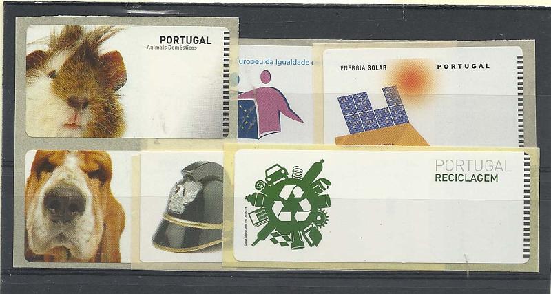 2027.jpg -     Lote:    2027      Lotes pelo Correio       Portugal        Descrição:         2004/2008 &mdash; Lote composto por 6 etiquetas sem impressão do valor: CE ETQ33 (2), ETQ35, ETQ41, ETQ44 e ETQ48.        ETQ       Valor Base:     &euro; 5,00     Valor Venda:     Retirado     