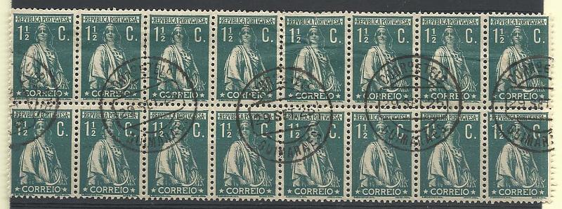 2121.jpg -     Lote:    2121      Lotes pelo Correio       Portugal        Descrição:         1917/20 &mdash; Ceres. Novas taxas e cores. CE222, 1 &frac12; c verde, denteado 12 x 11 &frac12;. Bloco com 16 selos usados.        O       Valor Base:     &euro; 3,00     Valor Venda:     Retirado     