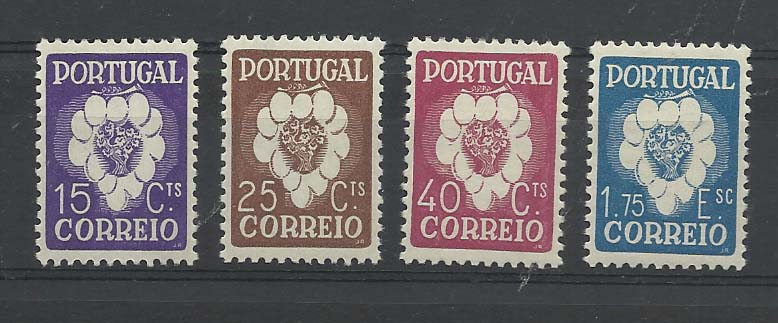 2156.jpg -     Lote:    2156      Lotes pelo Correio       Portugal        Descrição:         5.º Congresso Internacional da Vinha e do Vinho. CE579/82. Série completa. Valor de catálogo &euro; 77,60.        **       Valor Base:     &euro; 8,00     Valor Venda:     &euro; 14,00       
