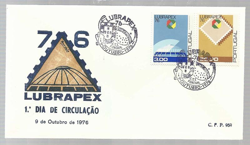 2231.jpg -     Lote:    2231      Lotes pelo Correio       Portugal        Descrição:         1976 &mdash; Lubrapex - 76. CE1300/01. Lote composto por 4 pagelas + 4 séries em quadras. Todos obliterados, cada um com carimbo comemorativo de cada uma das cidades de Lisboa, Porto, Coimbra e Funchal. Acresce mais 1 FDC dos CTT + 6 FDCs APFT + postais CTT + blocos dos CTT. Num total de 39 itens. Lote a ver.        Lote       Valor Base:     &euro; 8,00     Valor Venda:     &euro; 8,00       