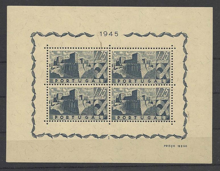 2256.jpg -     Lote:    2256      Lotes pelo Correio       Portugal        Descrição:         1946 &mdash; Castelos de Portugal. CE BLC10. Muito leve sinal de charneira Valor de catálogo &euro; 185,00.        BLC**       Valor Base:     &euro; 20,00     Valor Venda:     &euro; 22,00       