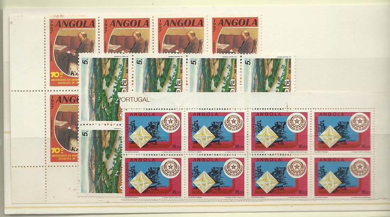 2456.jpg -     Lote:    2456      Lotes pelo Correio              Descrição:      Angola * Palops.   Três blocos de selos novos. Lote a ver.        ***       Valor Base:     &euro; 3,00     Valor Venda:     &euro; 3,00       