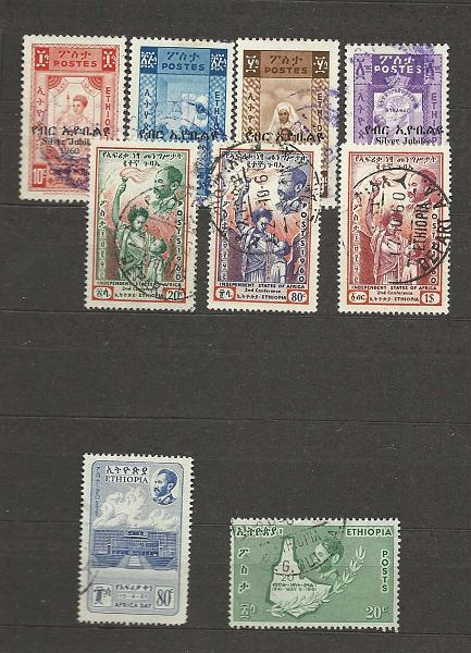 2478.jpg -     Lote:    2478      Lotes pelo Correio              Descrição:      Etiópia   &mdash; Dois classificadores com selos da Etiópia. Valor aproximado de catálogo FF3045,20 = &euro; 455,00.        Lote       Valor Base:     &euro; 25,00     Valor Venda:     &euro; 55,00       