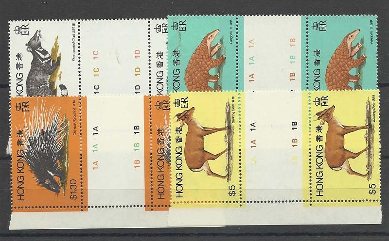 2487.jpg -     Lote:    2487      Lotes pelo Correio              Descrição:      Hong Kong.   1982 &mdash; Animais. Série completa em pares, bordos de folhas contínuas.        ***       Valor Base:     &euro; 10,00     Valor Venda:     &euro; 10,00       