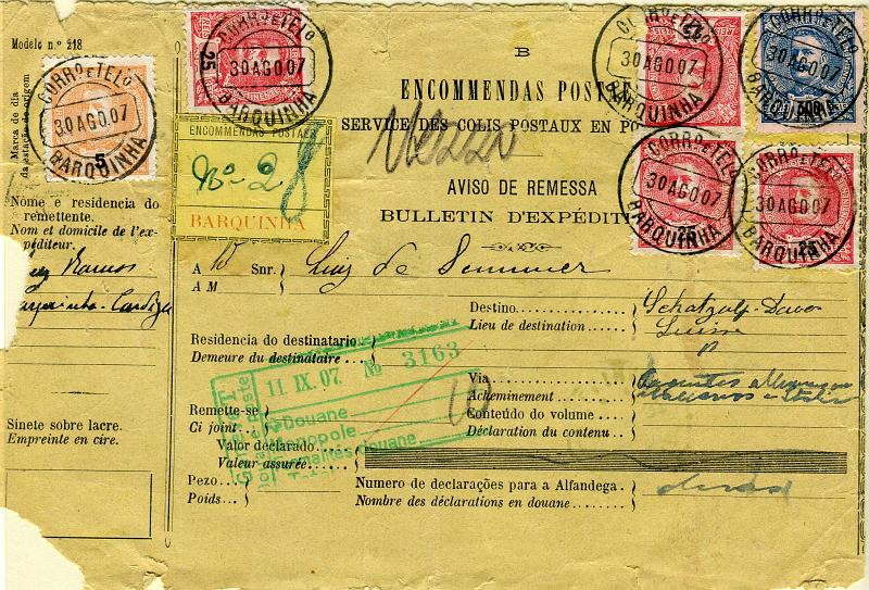 0131.jpg -     Lote:    131            Portugal       Descrição:         1895/1905 &mdash; D. Carlos I Mouchon. Boletim de Expedição de encomenda remetida da Barquinha (30.08.07) para a Suiça (11.09.07), com selo de 5 reis laranja CE127 (porte de impresso) + 4x25 reis carmim CE141 e selo de 300 reis CE138. MB e MR.        DOC       Valor Base:     &euro; 250,00     Valor Venda:     &euro; 250,00       