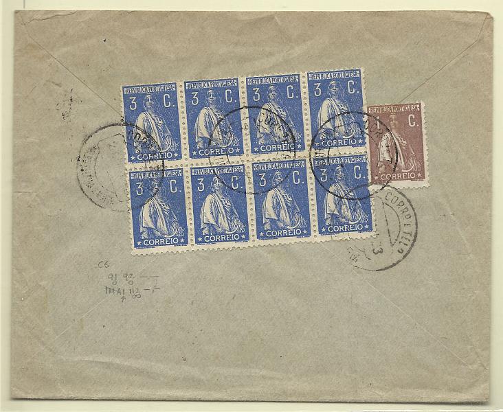 0172.jpg -     Lote:    172            Portugal       Descrição:         1917/20 &mdash; Ceres. Sobrescrito circulado de Marmeleira (Rio Maior) (20.03.23) para Santarém, com selo de 1c castanho CE221 e bloco de 8 selos de 3c azul CE235. Todos em denteado 12x11 &frac12;, papel liso.        Carta       Valor Base:     &euro; 12,00     Valor Venda:     &euro; 16,00       