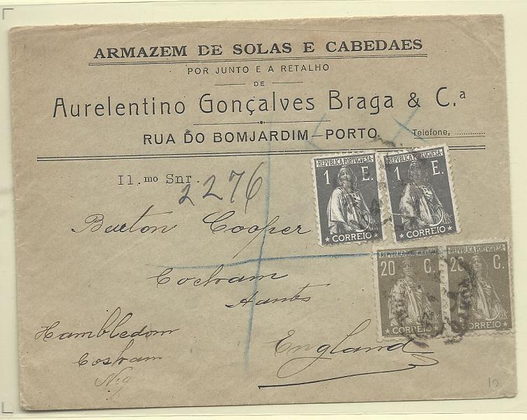 0229.jpg -     Lote:    229            Portugal       Descrição:         1924/26 &mdash; Ceres. Sobrescrito circulado registado do Porto para Inglaterra com dois selos de 10c cinzento CE280 + dois selos de 1E ardósia CE288.        Carta       Valor Base:     &euro; 15,00     Valor Venda:     Retirado     