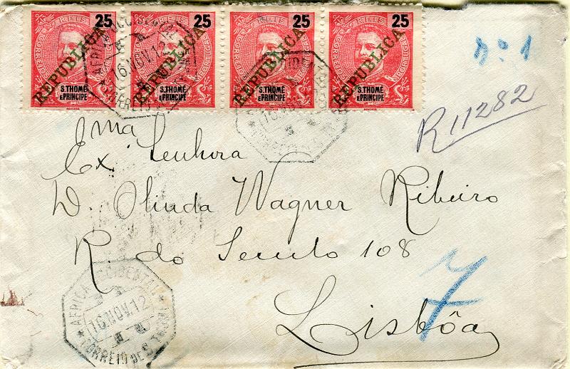 0322.jpg -     Lote:    322            S. Tomé e Príncipe       Descrição:         1911 &mdash; D. Carlos I Mouchon com sobrecarga REPUBLICA. Sobrescrito circulado registado de S. Tomé (10.11.12) para Lisboa (03.12.12) com 4 selos de 25 reis carmim CE101.        Carta       Valor Base:     &euro; 60,00     Valor Venda:     Retirado     