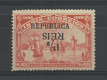 0853.jpg -     Lote:    853            Índia       Descrição:         1911/13 &mdash; Centenário do Descobrimento do Caminho Marítimo para a Índia, com sobretaxa. CE305, 1 &frac12; s/ 4 &frac12; reis vermelho. Selo com a sobretaxa invertida.        ***       Valor Base:     &euro; 8,00     Valor Venda:     &euro; 14,00       