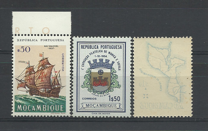 0864.jpg -     Lote:    864            Moçambique       Descrição:         1954/63 &mdash; Mapa de Moçambique + Barcos Portugueses + Exposição Filatélica Manica e Sofala. Lote de três selos: CE412 com impressão retro-verso + CE420 com impressão deslocada da cor dourada e azul do fundo + CE462 com deslocação da cor rosa do fundo.        ***       Valor Base:     &euro; 5,00     Valor Venda:     &euro; 14,00       