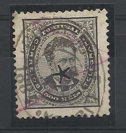 0932.jpg -     Lote:    932            Portugal       Descrição:         1884/87 &mdash; D. Luís de frente. CE64, 500 reis PRETO, DENTEADO 12 &frac12;, obliterado e com perfuração da telegrafia eléctrica (estrela de 5 pontas).        O       Valor Base:     &euro; 50,00     Valor Venda:     Retirado     