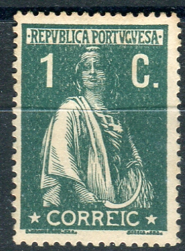 0972.jpg -     Lote:    972            Portugal       Descrição:         1912 &mdash; Ceres. CE208, 1c verde, denteado 15x14, papel pontinhado vertical. Selo com a variedade de cliché "CORREIC". Selo com três ligeiras manchas no verso, porém de grande raridade. Valor de catálogo &euro; 760,00.        *       Valor Base:     &euro; 250,00     Valor Venda:     Retirado     