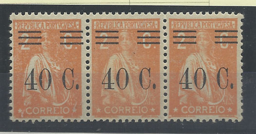 1000.jpg -     Lote:    1000            Portugal       Descrição:         1928/29 &mdash; ceres, com sobretaxa. CE466, 40c s/ 2c laranja, papel cartolina, denteado 12x11 &frac12;. Tira horizontal de 3 selos. Valor de catálogo &euro; 1.947,00.        ***       Valor Base:     &euro; 280,00     Valor Venda:     &euro; 280,00       