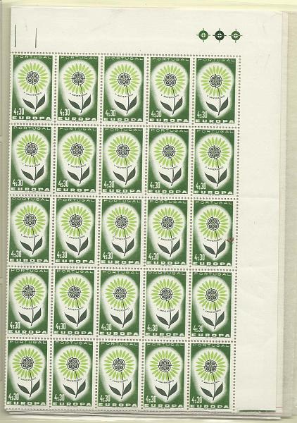 1040.jpg -     Lote:    1040            Portugal       Descrição:         1964 &mdash; Europa CEPT. CE934/936. Série completa em blocos de 50 selos (meia folha). Valor de catálogo &euro; 1.167,50.        ***       Valor Base:     &euro; 50,00     Valor Venda:     &euro; 80,00       