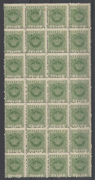 1180.jpg -     Lote:    1180            Índia       Descrição:         1882 &mdash; Tipo Coroa. Valores em moeda local. CE117, 6 reis verde, denteado 13 &frac12;, tipo I. Folha completa com 28 selos, com denteado ligeiramente deslocado. Valor de catálogo &euro; 56,00.        ***       Valor Base:     &euro; 12,00     Valor Venda:     &euro; 12,00       