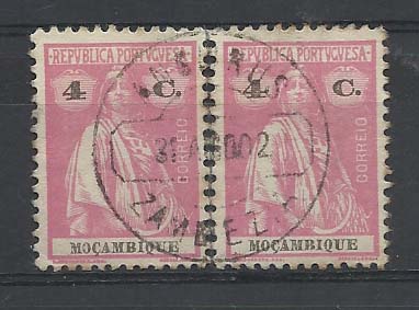 1464.jpg -     Lote:    1464            Moçambique       Descrição:         Carimbos circulares datados. 1914 &mdash; Ceres. Dois selos de 4c, CE225. Obliterados com carimbo batido a preto "ANGURUS / 21 AGO 02 / ZAMBÉZIA"        O       Valor Base:     &euro; 40,00     Valor Venda:     Retirado     