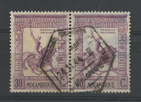 1481.jpg -     Lote:    1481            Moçambique       Descrição:         Carimbos hexagonais. 1938 &mdash; Império Colonial Português. CE294, 30c violeta, par obliterado com carimbo batido a preto de MILANGE.        O       Valor Base:     &euro; 6,00     Valor Venda:     Retirado     