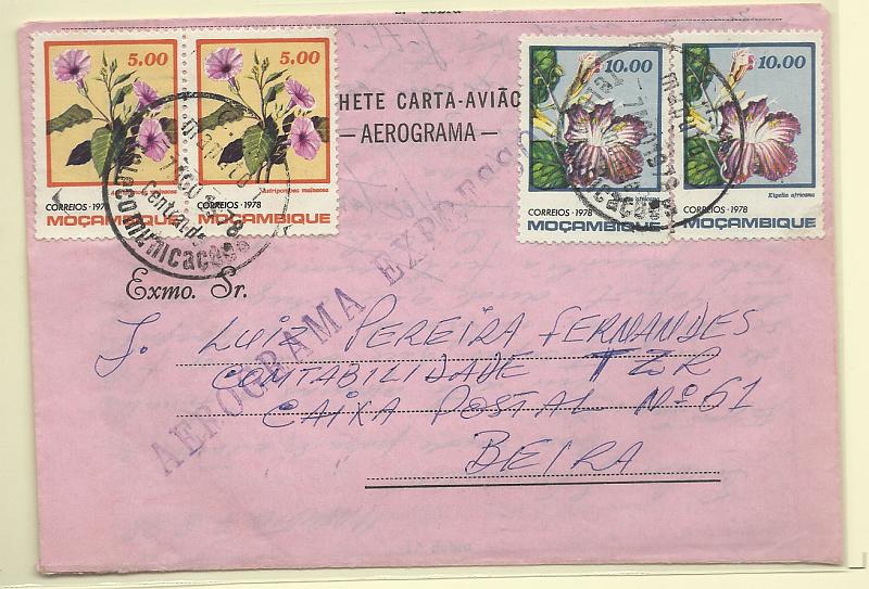 1575.jpg -     Lote:    1575                   Descrição:         Moçambique * Palops. 1978 &mdash; Flore de Moçambique. Aerograma expresso, circulado do Maputo (07.08.78) para a Beira com par de selos de 5$00 AR85 + par de 10$00 AR86.        IC       Valor Base:     &euro; 15,00     Valor Venda:     Retirado     