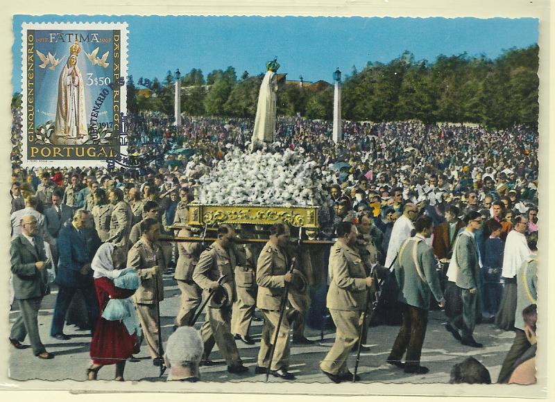 1927.jpg -     Lote:    1927      Lotes pelo Correio              Descrição:         Cinquentenário das Aparições de Fátima. Postal ilustrado concordante com selo de 3$50 CE1002, obliterados com carimbo de 1.º dia de Fátima (13.05.67).        PM       Valor Base:     &euro; 10,00     Valor Venda:     Retirado     