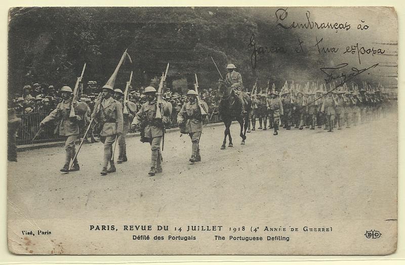 2125.jpg -     Lote:    2125      Lotes pelo Correio              Descrição:         1914/19 &mdash; 1.ª Guerra Mundial. Isentos de franquia. PI ilustrado com desfile das tropas portuguesas em Paris, circulado de França para Portugal (28.07.18).        PI       Valor Base:     &euro; 5,00     Valor Venda:     &euro; 5,00       