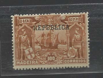 2199.jpg -     Lote:    2199      Lotes pelo Correio       Portugal       Descrição:         1911 &mdash; 4.º Centenário do Descobrimento do Caminho Marítimo para a índia, com sobrecarga REPUBLICA, sobre selos postais da Madeira. CE204, 100 reis. Valor de catálogo &euro; 65,80.        **       Valor Base:     &euro; 10,00     Valor Venda:     Retirado     
