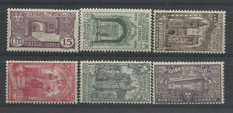 2204.jpg -     Lote:    2204      Lotes pelo Correio       Portugal       Descrição:         1931 &mdash; 7.º Centenário da Morte de S. António. CE531/536. Série completa. Valor de catálogo &euro;180,00.        **       Valor Base:     &euro; 20,00     Valor Venda:     &euro; 21,00       
