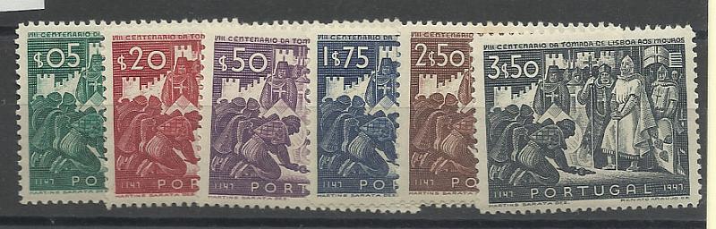 2231.jpg -     Lote:    2231      Lotes pelo Correio       Portugal       Descrição:         8.º Centenário da Tomada de lisboa aos mouros. CE685/690. Série completa. Valor de catálogo &euro; 76,00.        ***       Valor Base:     &euro; 17,00     Valor Venda:     Retirado     
