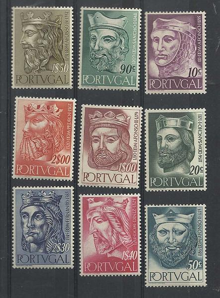 2265.jpg -     Lote:    2265      Lotes pelo Correio       Portugal       Descrição:         1955 &mdash; Reis de Portugal. CE806/814. Série completa. Valor de catálogo &euro; 80,00.        ***       Valor Base:     &euro; 7,00     Valor Venda:     &euro; 7,00       
